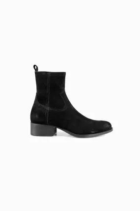 Adler Boot | Relic Black Suede