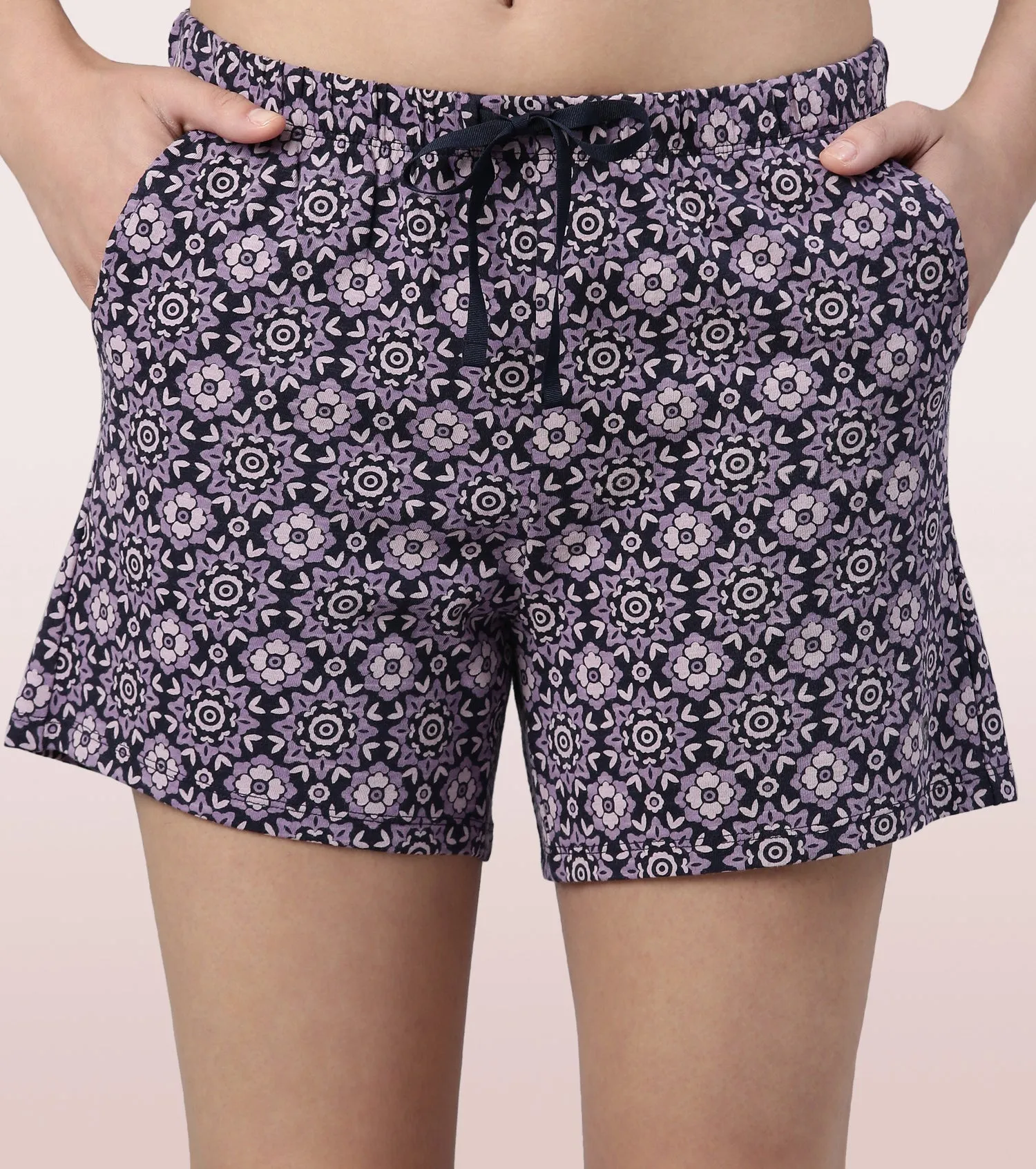 Basic Shorts | Mid-Thigh Length Jersey Shorts With Pockets