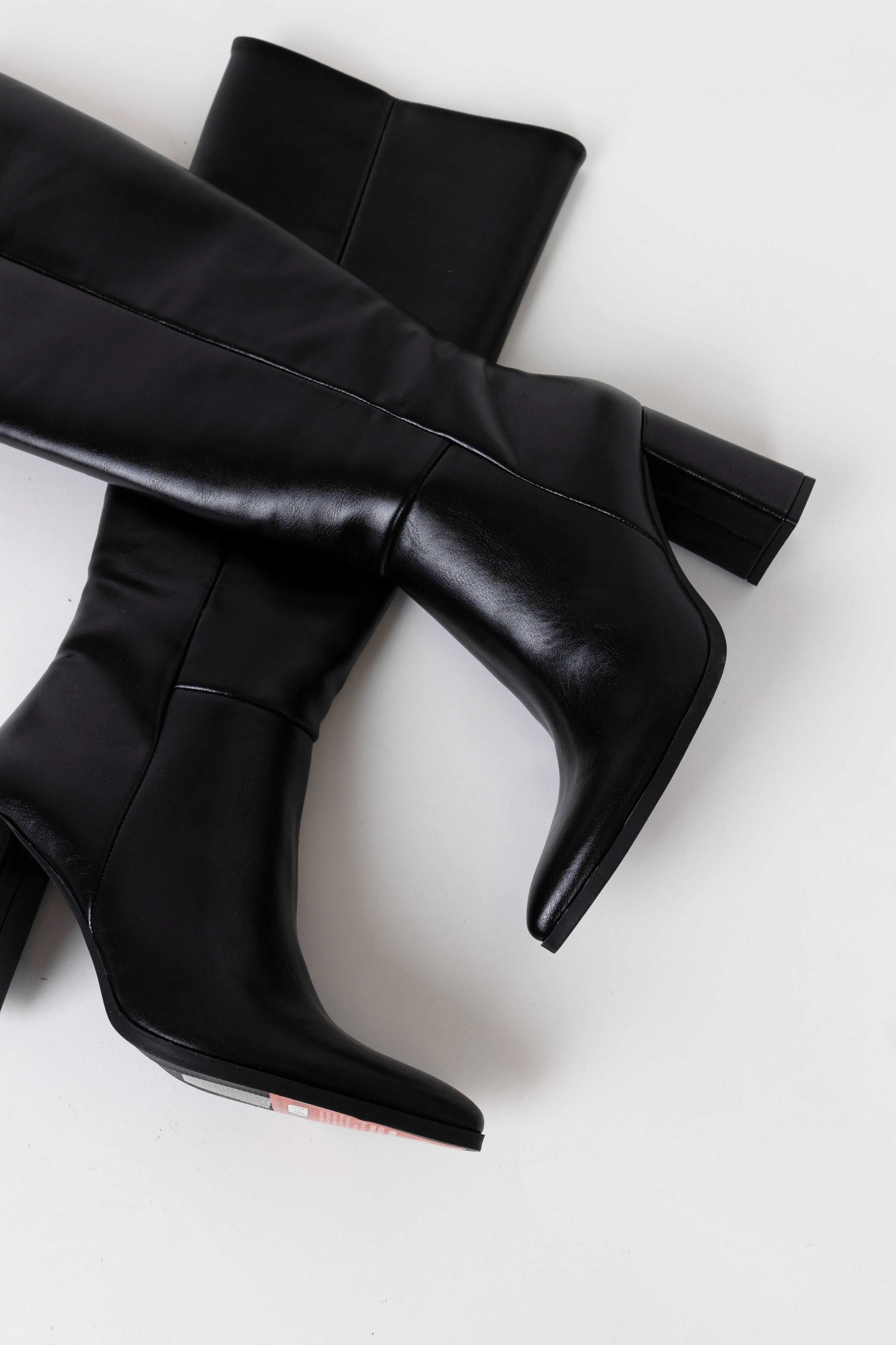 Black Knee High Pointed Toe Boots