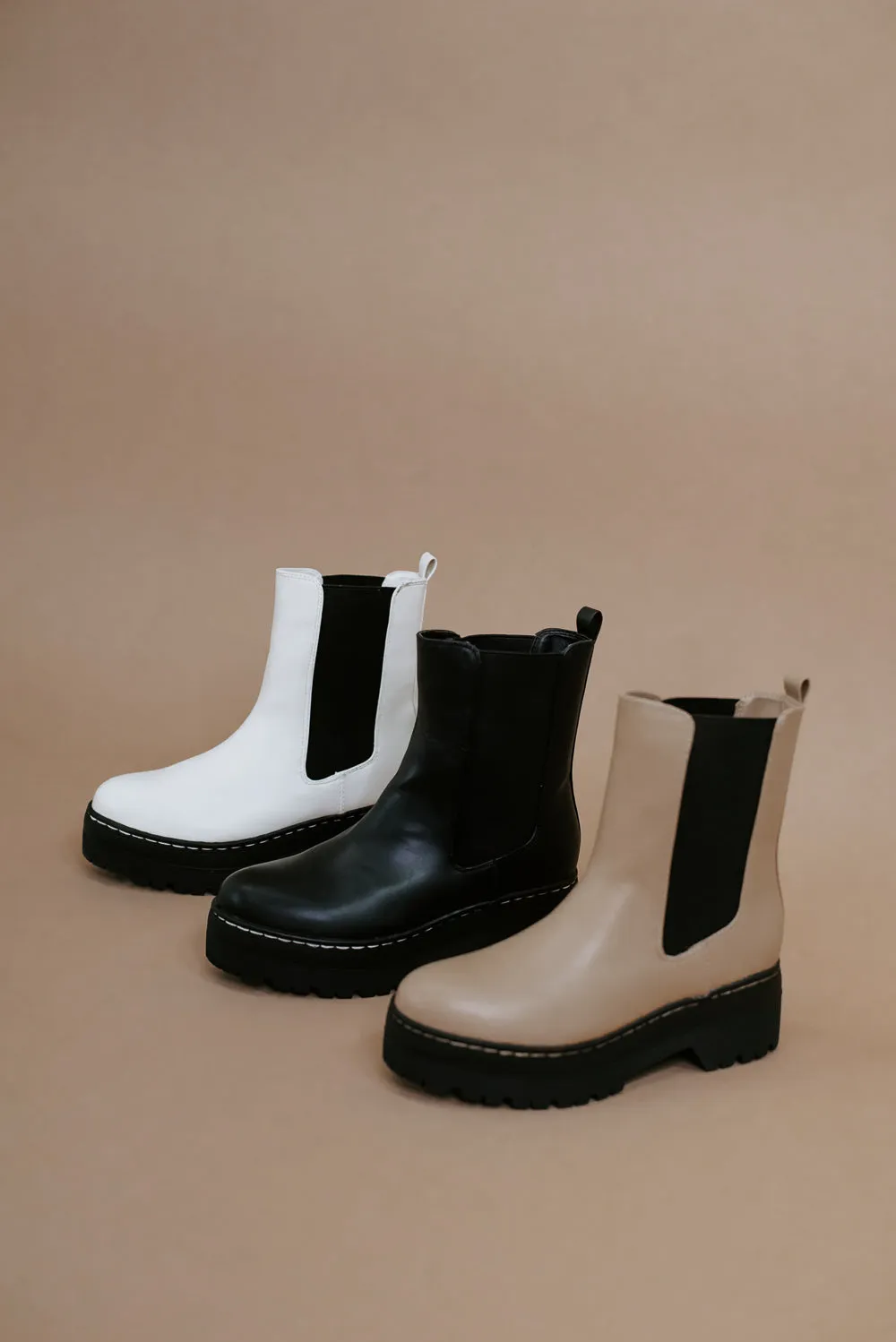 Cayden Lug Boot , Off White