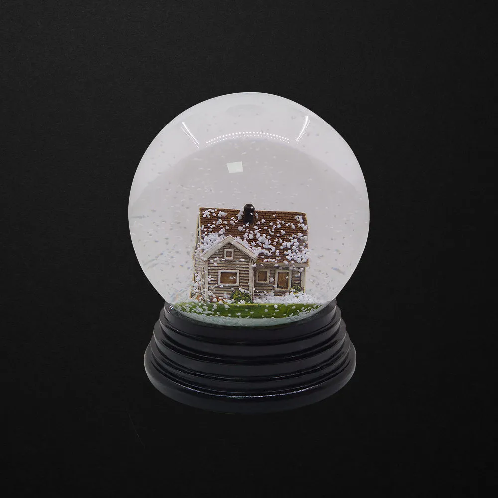 MMLP2 House Snow Globe